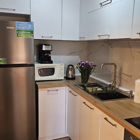 Apartman Ela 1 *